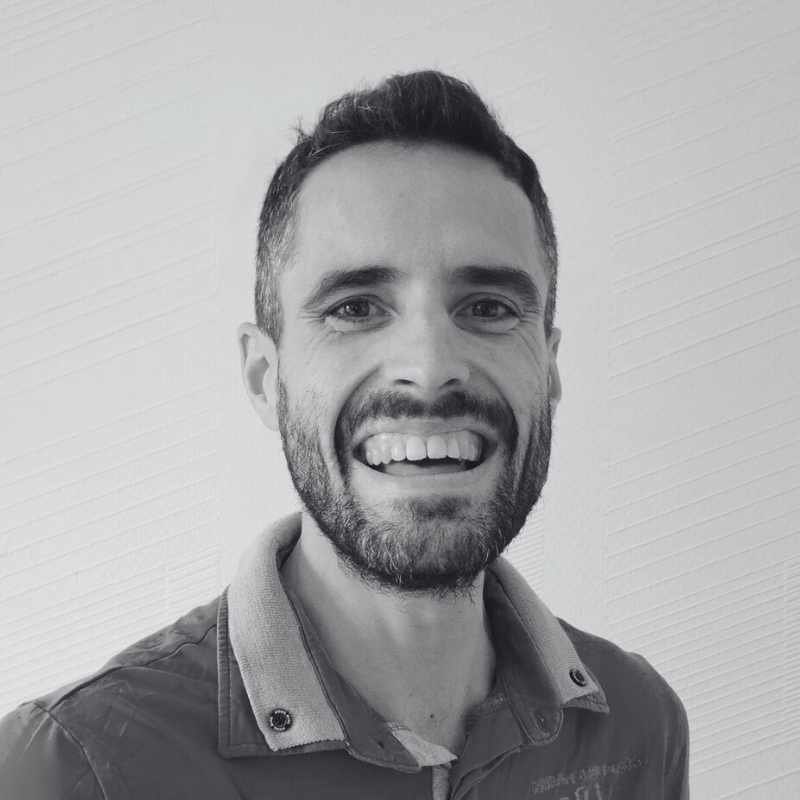 Portrait de Frédéric, fondateur et chargé de projet de l’Association Au-delà de l’Effort.